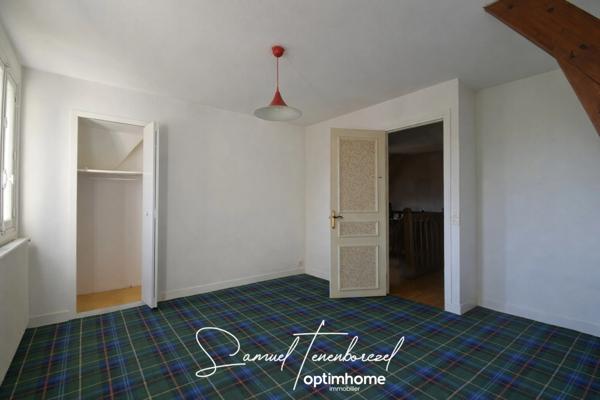 Maison de caractère 177 m², 4 ch avec dépendance et vue vallée –  CAMBREMER (14340)