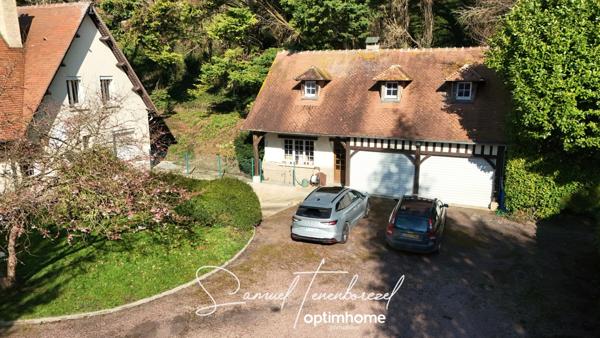Maison de caractère 177 m², 4 ch avec dépendance et vue vallée –  CAMBREMER (14340)