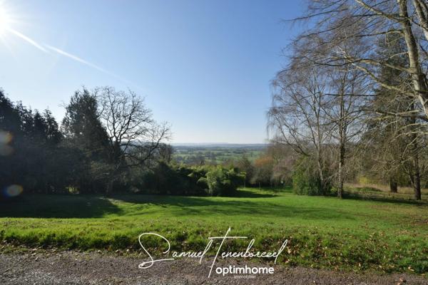 Maison de caractère 177 m², 4 ch avec dépendance et vue vallée –  CAMBREMER (14340)