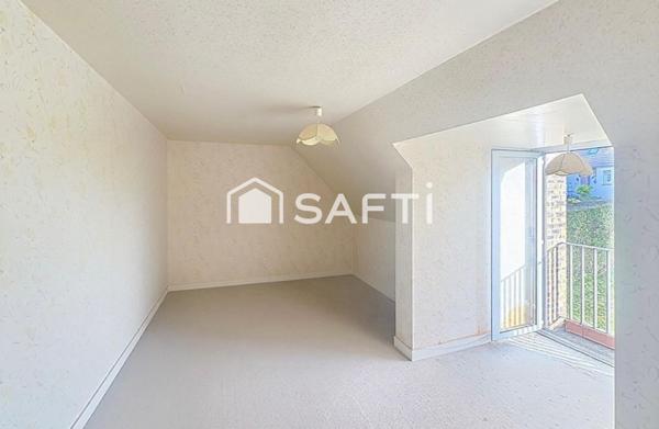 Maison de 152 m2  édifié sur un terrain de 1400m2