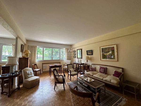 Appartement 5 pièce(s) 114 m2 - Entrée de parc €595 000 ** - Référence 4561