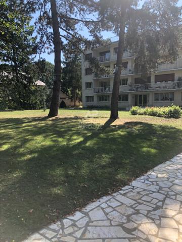Appartement 5 pièce(s) 114 m2 - Entrée de parc €595 000 ** - Référence 4561