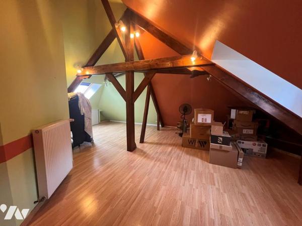 GENNES pavillon sur sous sol 