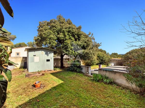 Grande Maison Rognac 6 pièce(s) avec piscine