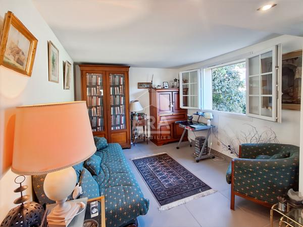 Grande Maison Rognac 6 pièce(s) avec piscine