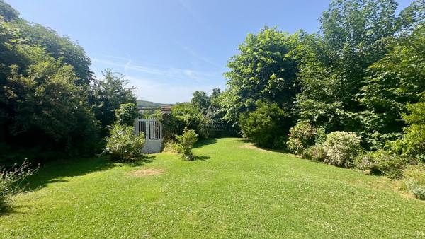 SÈVRES RIVE DROITE - MAISON AVEC JARDIN €1 630 000 ** - Référence 551-S
