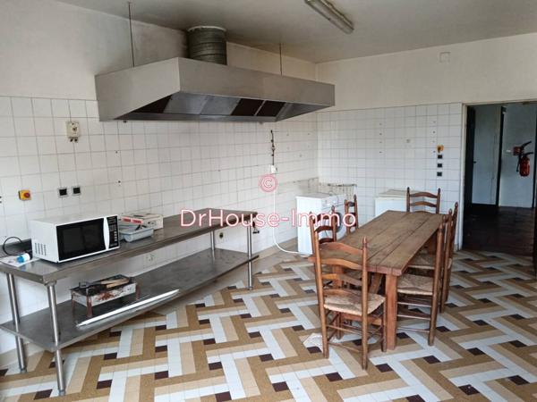 Maison à vendre 14 pièces de 560 m²