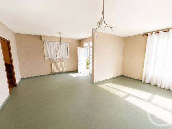 Maison à vendre  5 pièces - 114 m 2   JARD SUR MER  - 85