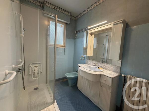 Maison à vendre  5 pièces - 114 m 2   JARD SUR MER  - 85