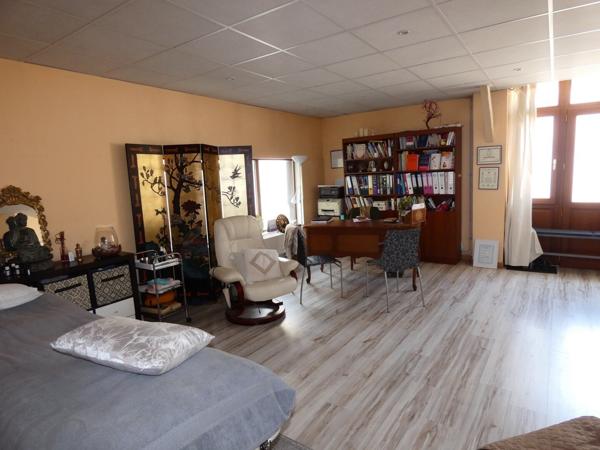 Centre ville Local commercial ou maison à modifier