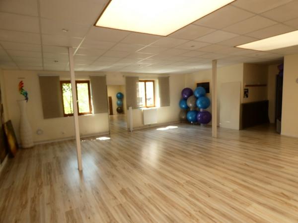 Centre ville Local commercial ou maison à modifier