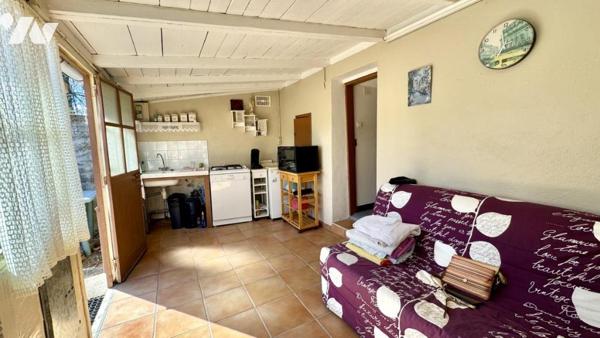 Terrain à bâtir avec maison de vigne 1119 m²