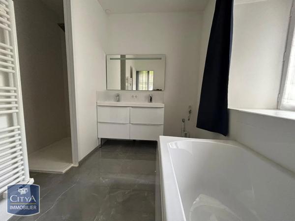 Appartement à louer 3 pièces 88.22m²