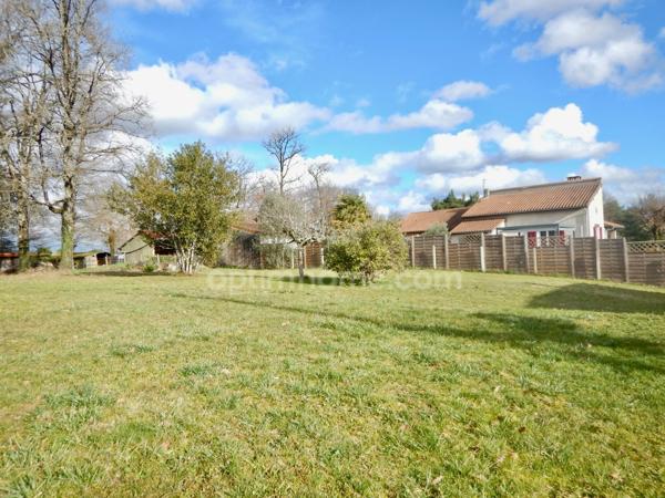 Maison à vendre 5 pièces CHANCELADE (24)