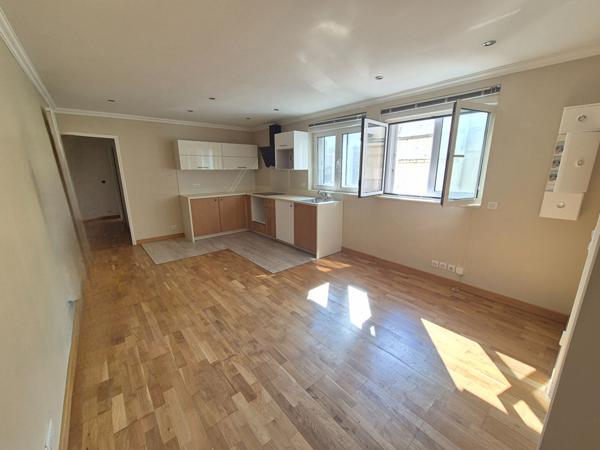 Appartement Chevry Cossigny 2 pièce(s)