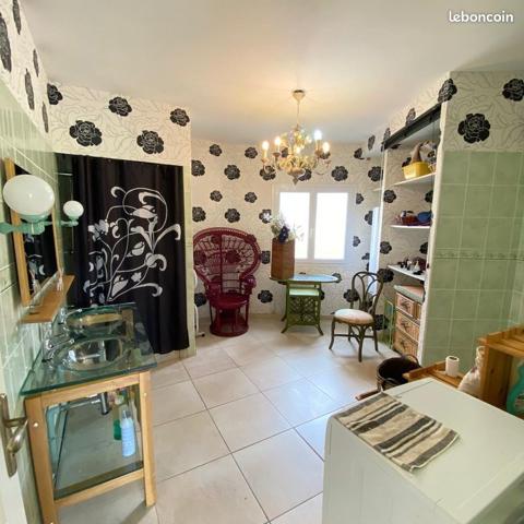 Maison 7 pièces - 235 m²