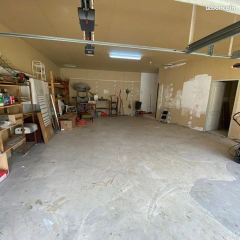 Maison 7 pièces - 235 m²