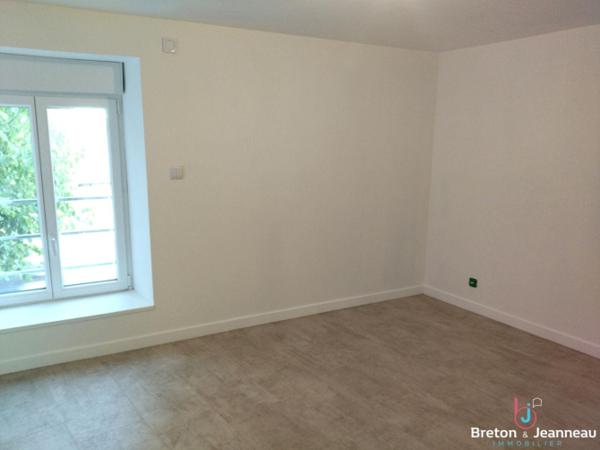 MAISON F2 MAYENNE