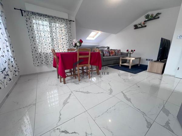 Saint-Denis (93200) Idéal Location saisonnière Pavillon divisé en 3 Appartements- 2 F2 et 1 Studio 5 mn Tramway sans Travaux