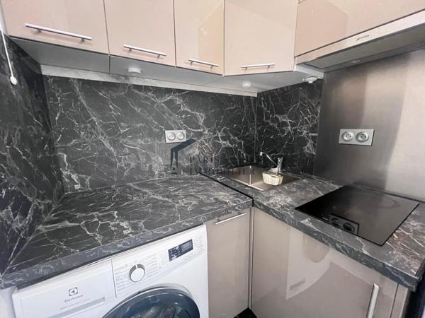 Saint-Denis (93200) Idéal Location saisonnière Pavillon divisé en 3 Appartements- 2 F2 et 1 Studio 5 mn Tramway sans Travaux