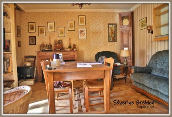 Maison de 116 m², 5 pièces, grand atelier, garage, terrain de 1000m² SAINT REMY SUR DUROLLE (63)
