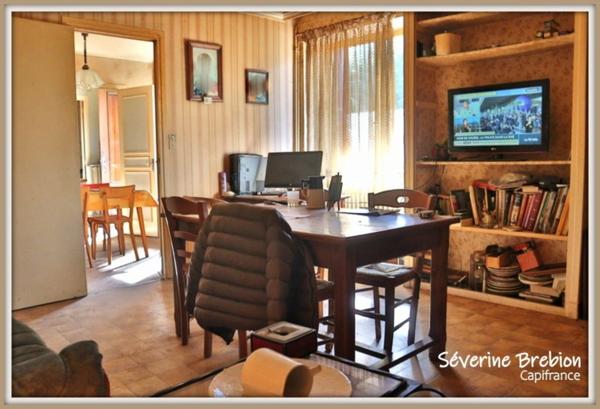 Maison de 116 m², 5 pièces, grand atelier, garage, terrain de 1000m² SAINT REMY SUR DUROLLE (63)