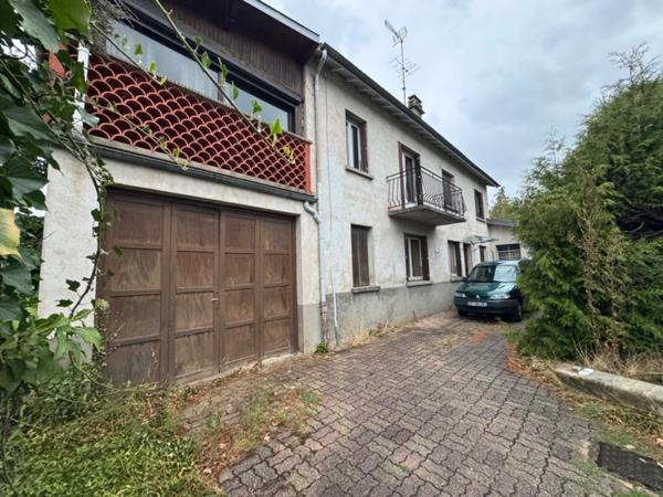 Maison de 116 m², 5 pièces, grand atelier, garage, terrain de 1000m² SAINT REMY SUR DUROLLE (63)