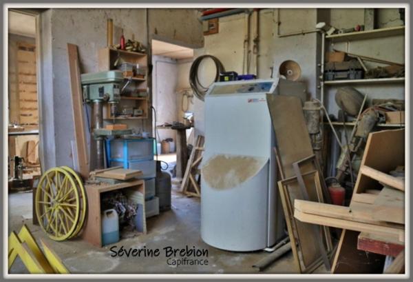 Maison de 116 m², 5 pièces, grand atelier, garage, terrain de 1000m² SAINT REMY SUR DUROLLE (63)