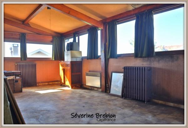 Maison de 116 m², 5 pièces, grand atelier, garage, terrain de 1000m² SAINT REMY SUR DUROLLE (63)