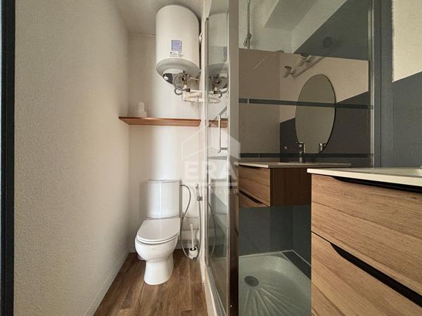 Orleans - PROCHE PONT DE  L EUROPE - Studio meublé de 21m2