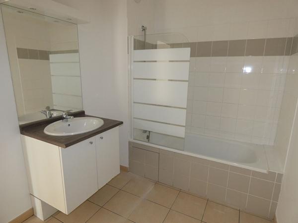 Toulouse 31200 Métro BORDEROUGE SANS FRAIS AGENCE  Agréable T4 Récent de 84.73m² ,Terrasse de 19.50m² + loggia chambre de 5.82m² , place de parking sous sol,