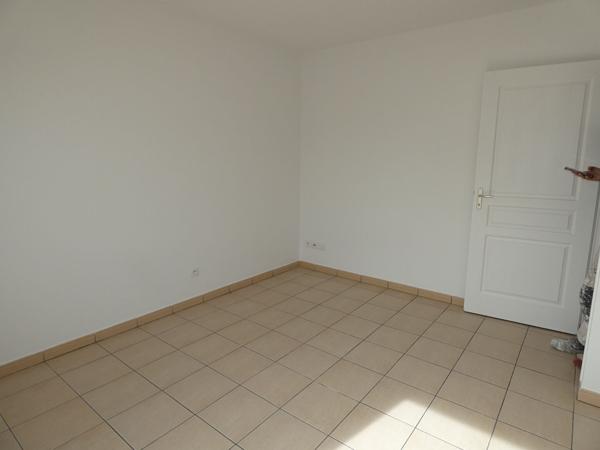 Toulouse 31200 Métro BORDEROUGE SANS FRAIS AGENCE  Agréable T4 Récent de 84.73m² ,Terrasse de 19.50m² + loggia chambre de 5.82m² , place de parking sous sol,