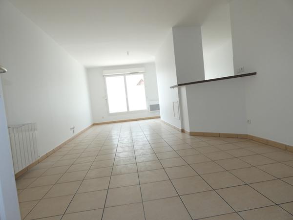 Toulouse 31200 Métro BORDEROUGE SANS FRAIS AGENCE  Agréable T4 Récent de 84.73m² ,Terrasse de 19.50m² + loggia chambre de 5.82m² , place de parking sous sol,
