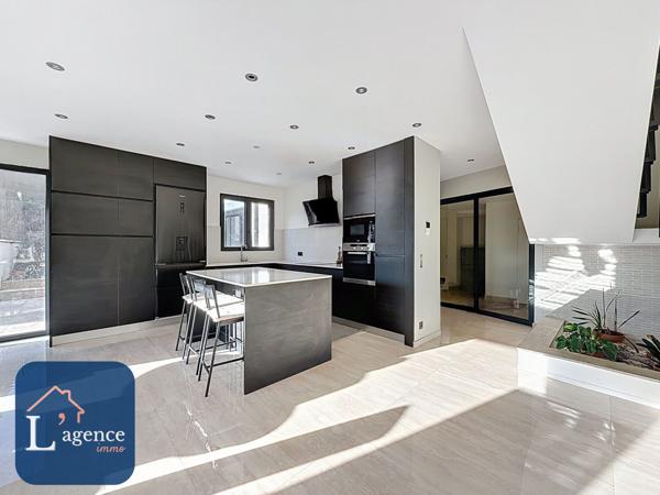 ⭐ Maison de Standing à Crozet 01170 – 201 m², Vue Alpes & Prestations Haut de Gamme