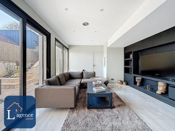 ⭐ Maison de Standing à Crozet 01170 – 201 m², Vue Alpes & Prestations Haut de Gamme