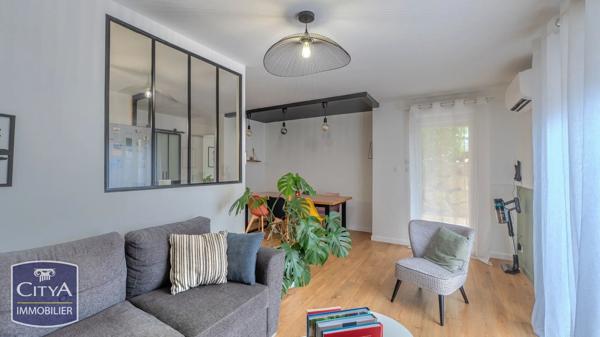 Appartement à vendre 2 pièces 56m² Montauban (82000)