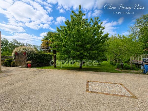 Maison à vendre 7 pièces 161 M2 PONT SUR YONNE (89), Terrain 1974 M2, 4 Chambres, Piscine avec abri 10 M X 5 m