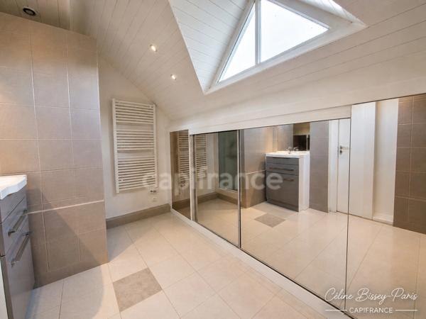 Maison à vendre 7 pièces 161 M2 PONT SUR YONNE (89), Terrain 1974 M2, 4 Chambres, Piscine avec abri 10 M X 5 m