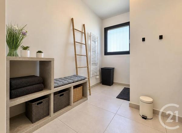 Appartement T4 à vendre  4 pièces - 90,59 m 2   SOYONS  - 07