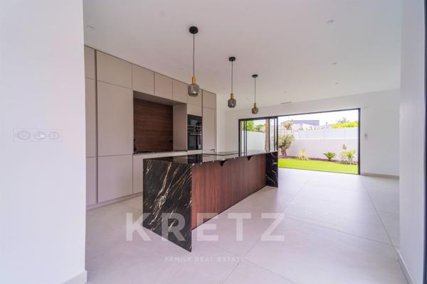 Villa contemporaine en bord de mer