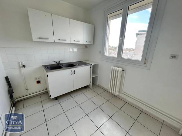 Appartement à louer 1 pièce 31m² Le Mans (72000)