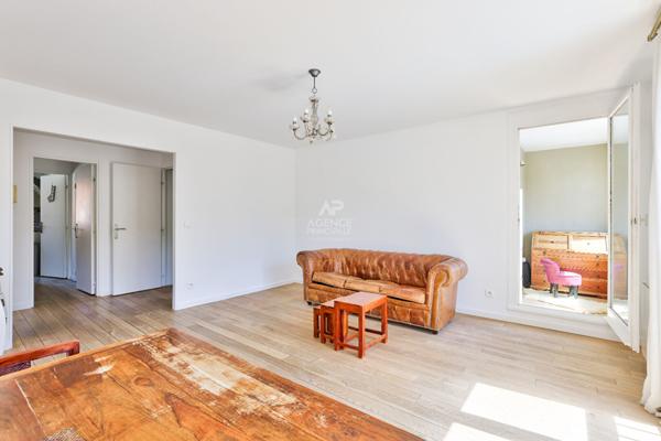 SEVRES CENTRE - APPARTEMENT LUMINEUX €435 000 ** - Référence 572-S