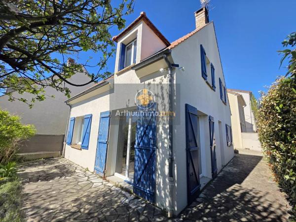 Vente                                                      Maison
                        
                     6 pièces                      118 m2                     à Sarcelles