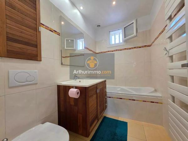 Vente                                                      Maison
                        
                     6 pièces                      118 m2                     à Sarcelles