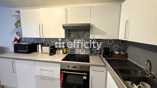 Immeuble 12 pièces - 300 m²