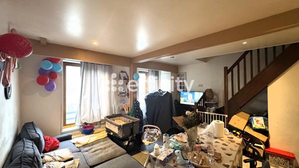 Immeuble 12 pièces - 300 m²