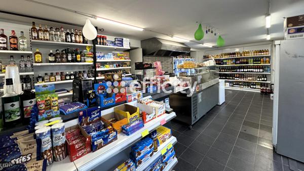 Immeuble 12 pièces - 300 m²