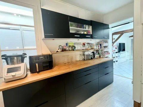 Maison - 83 m² - 6 pièces - Jardin - Cave