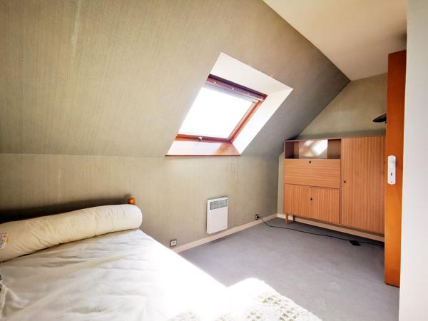 Magny-les-Hameaux (78114) Maison 6P indépendante sur 494 m² de terrain arboré