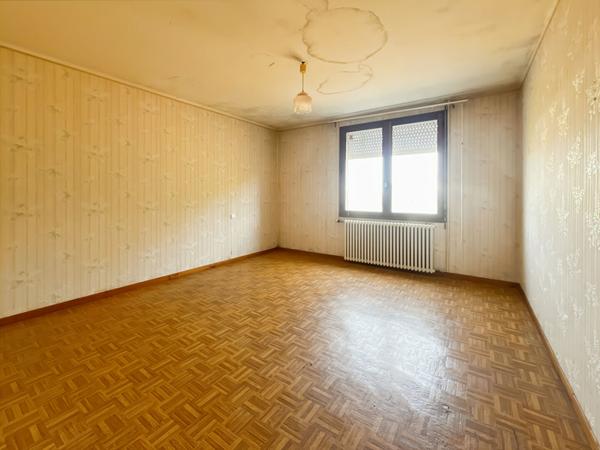 Maison de 110,61 m² sur un terrain constructible de 3 778 m².